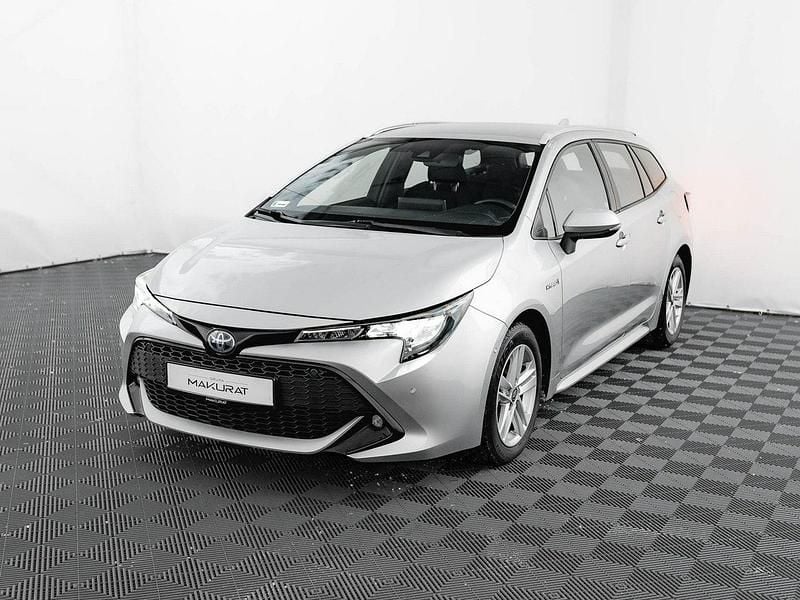 Używany Toyota Corolla Comfort 152 KM (111 kW) 2021 Srebrny (metalik) Kombi