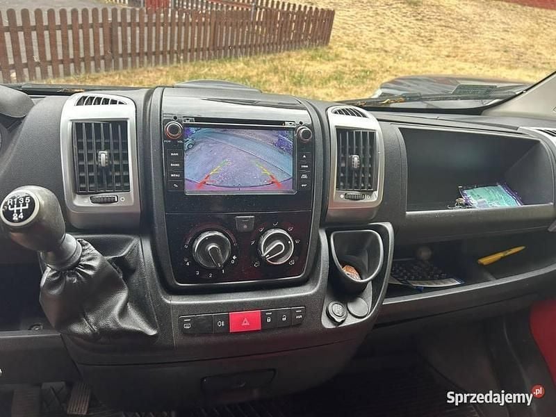 Czerwony Używany 2012 Fiat Ducato Van | 28 000 zł (Uczciwa cena) - Obraz 1/4