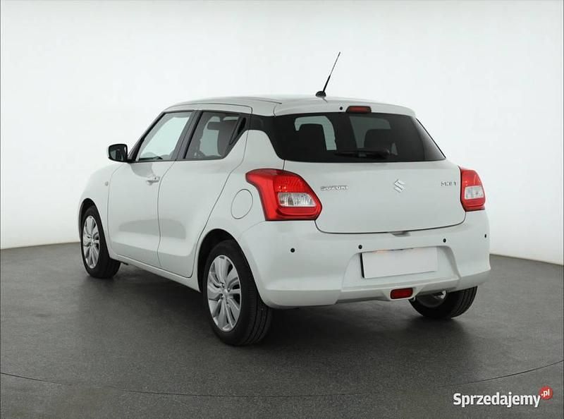 Używany Suzuki Swift 2020 Biały Hatchback