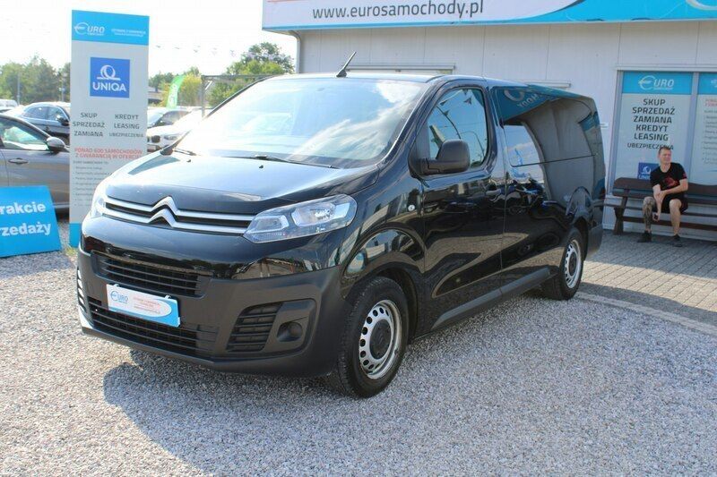 Używany Citroën Jumpy 150 KM (110 kW) 2020 Czarny (metalik) Minivan