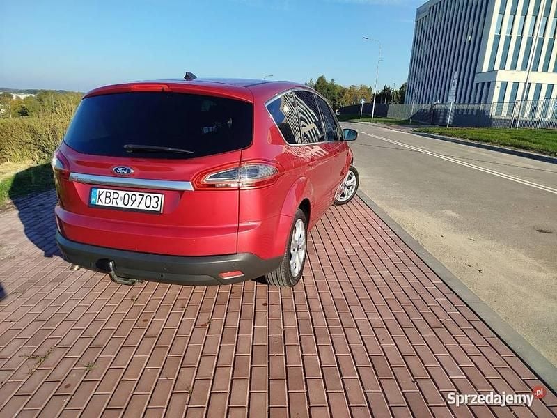 Używany Ford S-MAX S 163 KM (119 kW) 2013 Czerwony Minivan