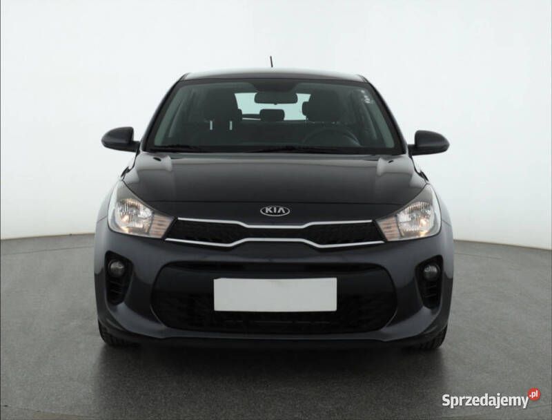 Szary Używany 2018 Kia Rio Hatchback | 38 499 zł (Uczciwa cena) - Obraz 1/4