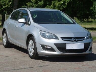 Srebrny Używany 2015 Opel Astra Hatchback | 25 999 zł (Dobra cena) - Obraz 1/4