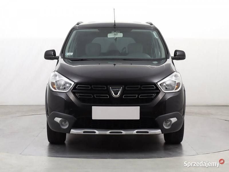 Czarny Używany 2021 Dacia Lodgy Minivan | 52 999 zł (Uczciwa cena) - Obraz 1/4