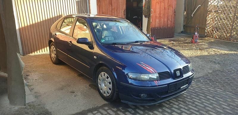 Używany Seat Leon 2002 Niebieski Hatchback