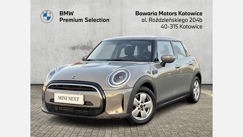 Moonwalk grey metalizowany Używany 2021 Mini Cooper Hatch Hatchback | 59 900 zł (Uczciwa cena) - Obraz 1/3