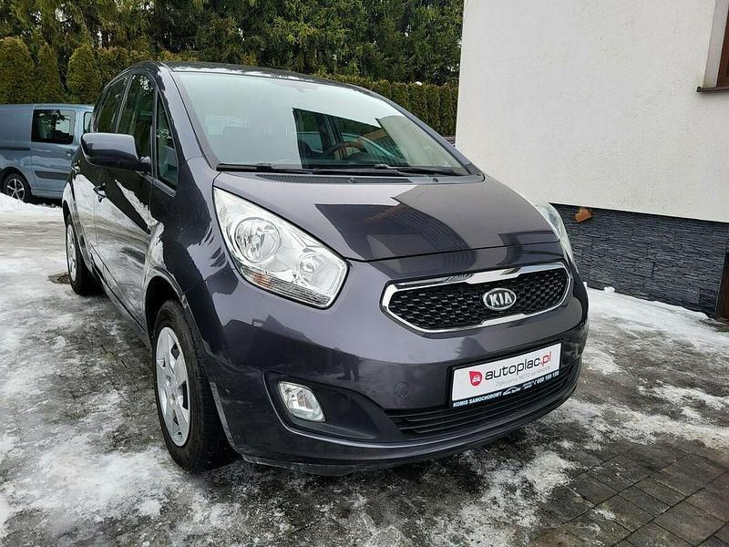 Używany Kia Venga 90 KM (66 kW) 2013 Szary (metalik) Hatchback