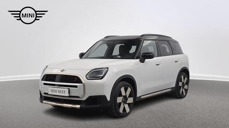 Nanuq white metalizowany Używany 2025 Mini Countryman SUV | 211 900 zł - Obraz 1/4