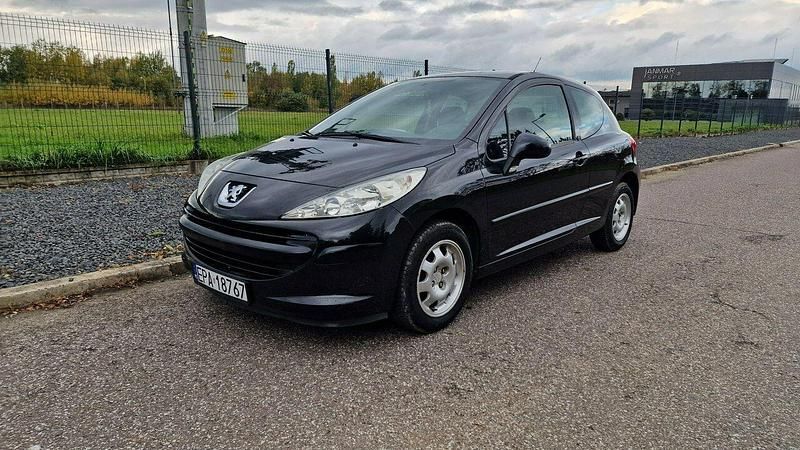 Czarny Używany 2007 Peugeot 207 Hatchback | 7900 zł (Uczciwa cena) - Obraz 1/4