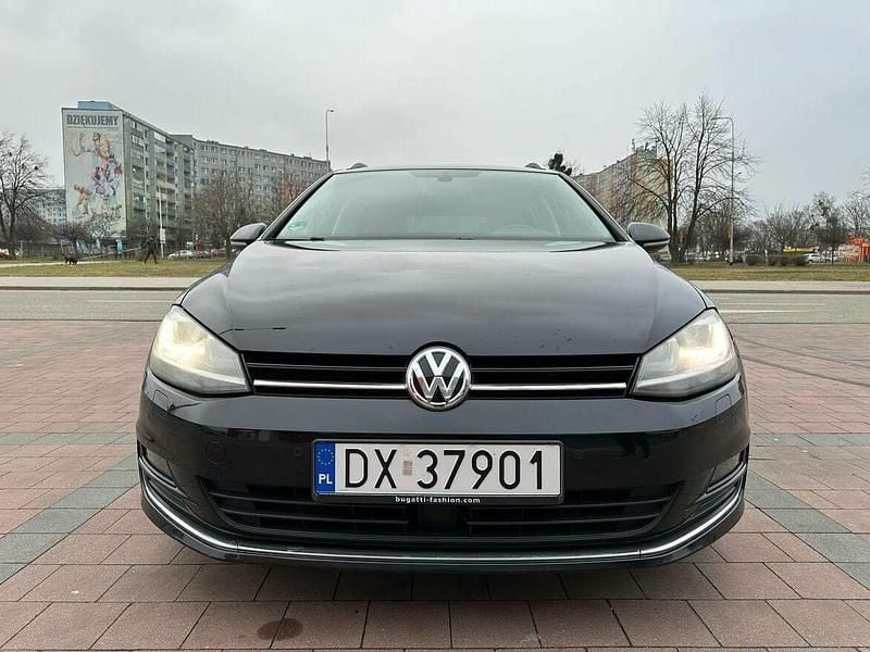 Czarny Używany 2014 VW Golf VII Kombi | 36 000 zł (Uczciwa cena) - Obraz 1/4