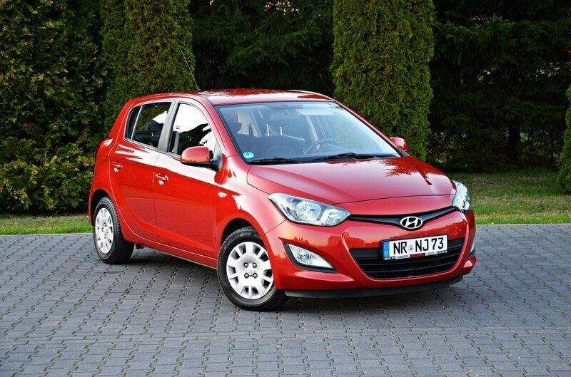 Bordowy Używany 2013 Hyundai i20 Sedan/Limuzyna | 24 900 zł (Dość drogi) - Obraz 1/4