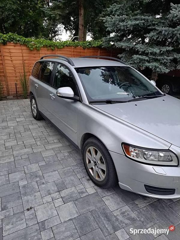 Używany 2010 Volvo V50 Kombi | 14 900 zł (Uczciwa cena) - Obraz 1/4
