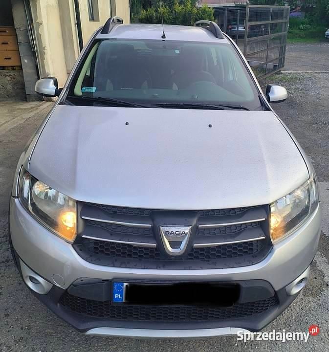 Używany Dacia Sandero 2013 Srebrny Hatchback