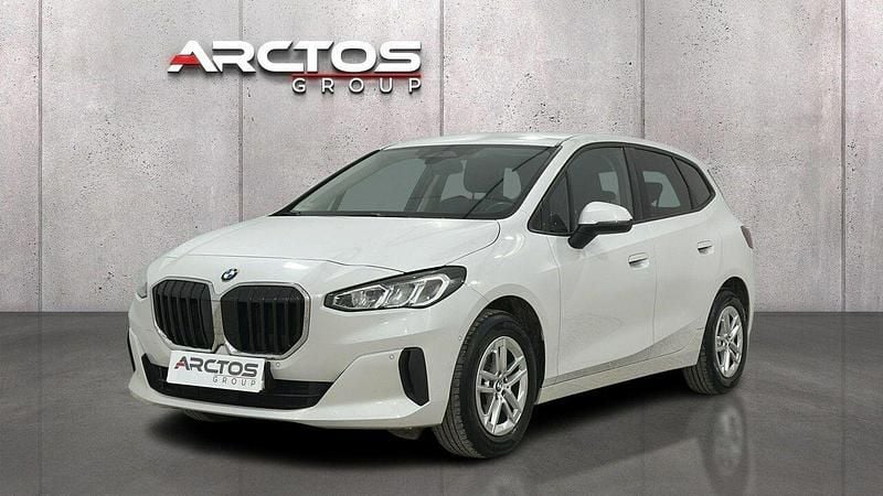 Biały Używany 2022 BMW 218 Hatchback | 80 600 zł (Dobra cena) - Obraz 1/4