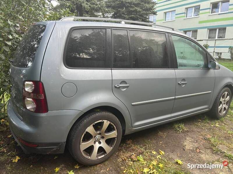 Używany 2009 VW Touran Minivan | 19 000 zł - Obraz 1/4