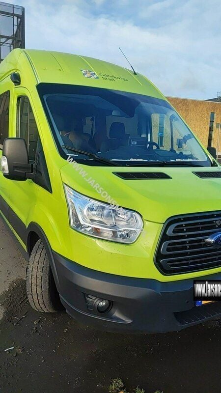 Zielony jasny Używany 2018 Ford Transit Minivan | 62 100 zł - Obraz 1/4