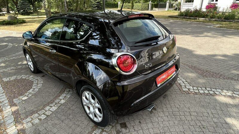 Czarny Używany 2012 Alfa Romeo MiTo Hatchback | 12 900 zł - Obraz 1/2