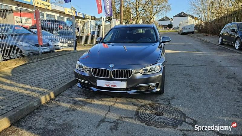 Używany BMW 320 Luxury Line 184 KM (135 kW) 2013 Szary Kombi