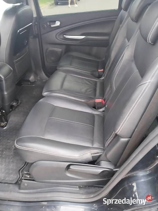 Używany Ford S-MAX S 2010 Minivan