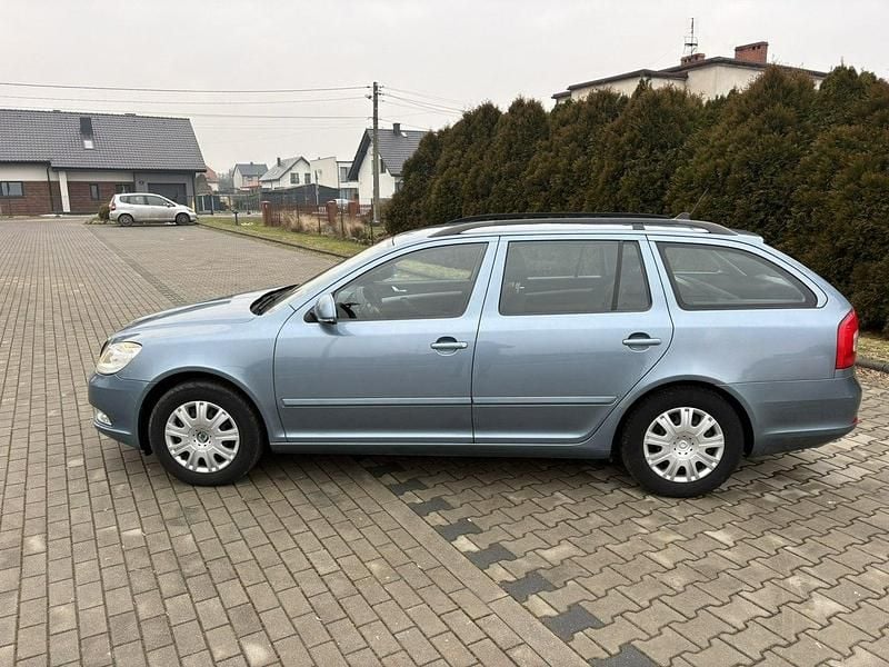 Używany Skoda Octavia 122 KM (89 kW) 2011 Szary (metalik) Kombi