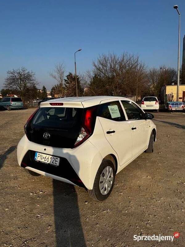 Używany 2015 Toyota Aygo Hatchback | 27 500 zł (Uczciwa cena) - Obraz 1/4