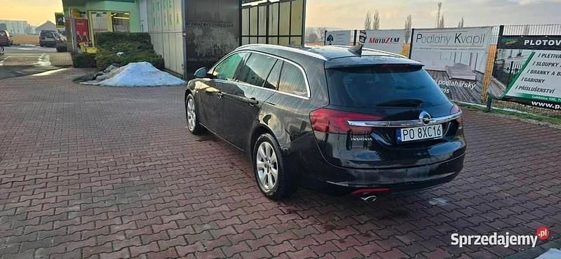 Używany Opel Insignia 170 KM (125 kW) 2016 Czarny Kombi