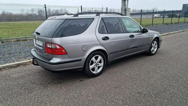 Używany Saab 9-5 185 KM (136 kW) 2002 Srebrny Kombi