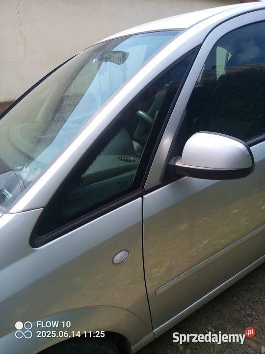 Srebrny Używany 2005 Opel Meriva Minivan | 5500 zł (Uczciwa cena) - Obraz 1/3