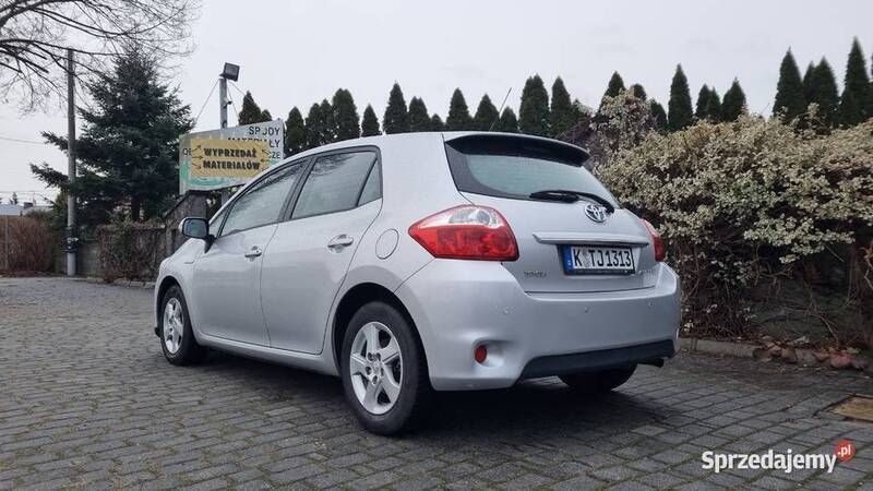 Używany Toyota Auris Hybrid 2010