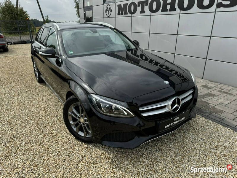 Czarny Używany 2014 Mercedes C180 Avantgarde Kombi | 73 900 zł (Dość drogi) - Obraz 1/4