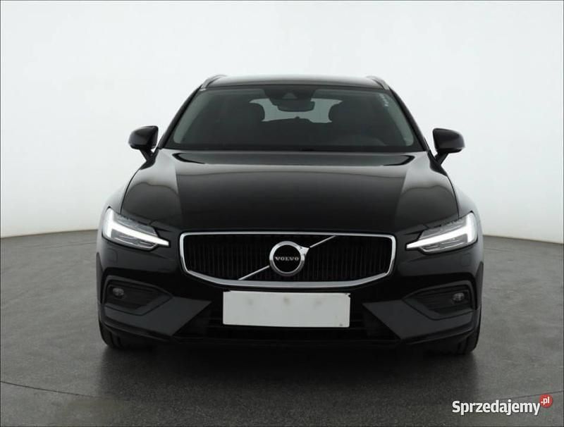 Czarny Używany 2020 Volvo V60 Kombi | 78 999 zł (Dość drogi) - Obraz 1/4