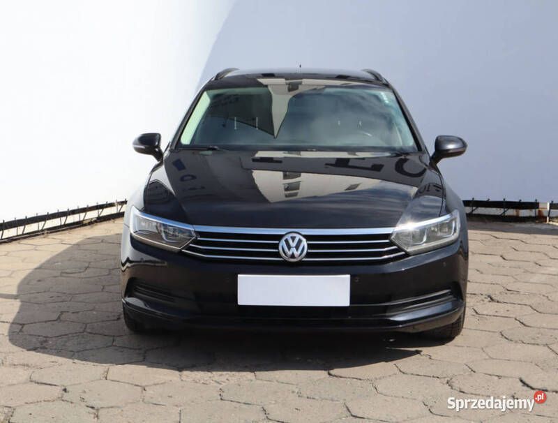 Szary Używany 2016 VW Passat Kombi | 41 999 zł (Uczciwa cena) - Obraz 1/4