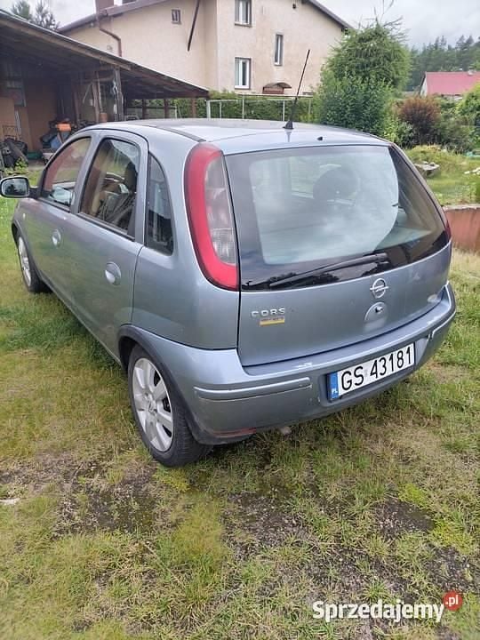Szary Używany 2005 Opel Corsa Hatchback | 3200 zł (Uczciwa cena) - Obraz 1/4