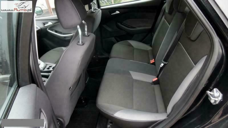 Używany Ford Focus 95 KM (69 kW) 2012 Czarny (metalik) Sedan/Limuzyna