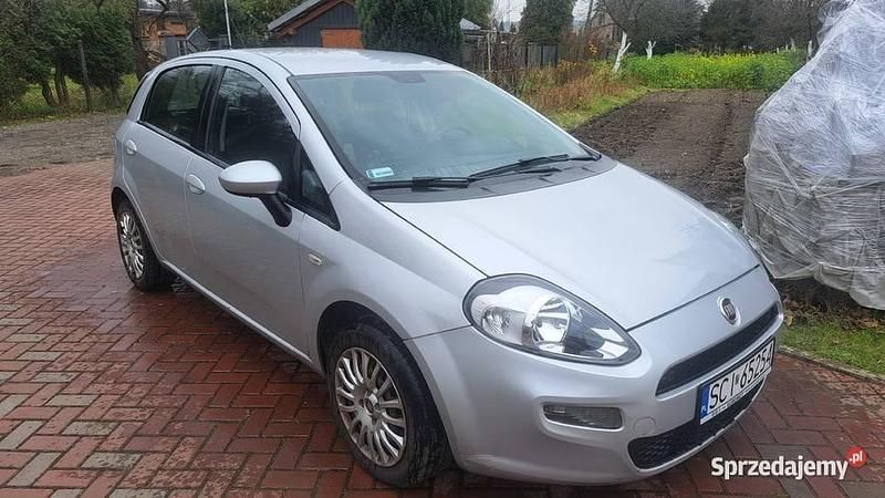 Srebrny Używany 2013 Fiat Punto Hatchback | 17 800 zł - Obraz 1/4