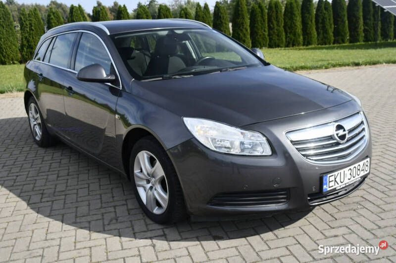 Szary Używany 2011 Opel Insignia Kombi | 19 900 zł (Dobra cena) - Obraz 1/4