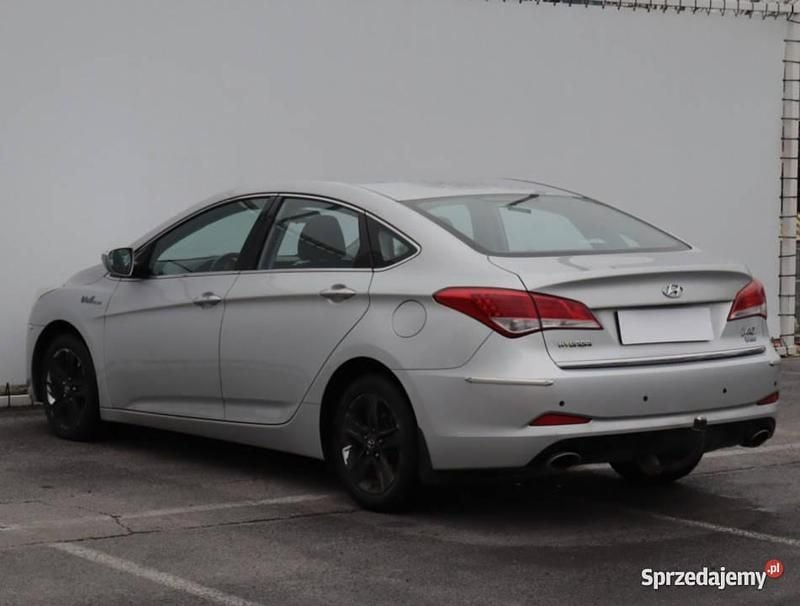 Używany Hyundai i40 2012 Srebrny Sedan/Limuzyna