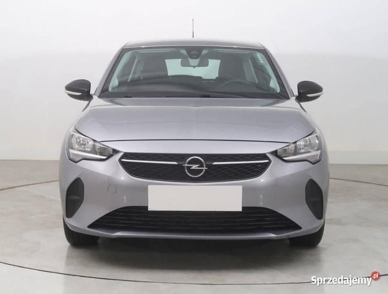Używany Opel Corsa 2020 Srebrny Hatchback