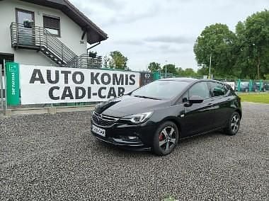 Czarny (metalik) Używany 2017 Opel Astra Hatchback | 44 900 zł (Uczciwa cena) - Obraz 1/4