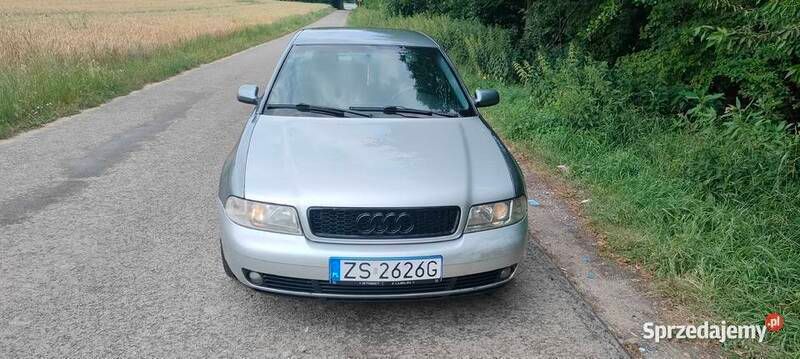 Szary Używany 1999 Audi A4 Sedan/Limuzyna | 4360 zł (Uczciwa cena) - Obraz 1/4