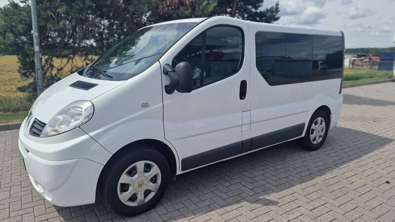 Biały Używany 2014 Renault Trafic Van | 48 999 zł (Super Cena) - Obraz 1/4
