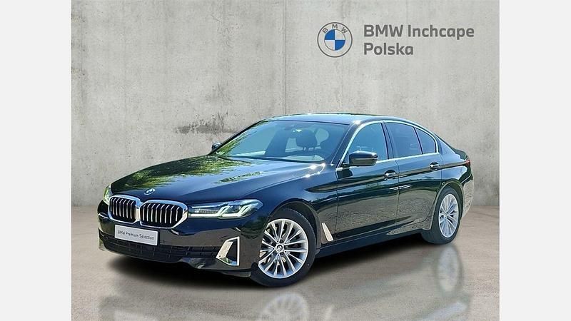 Czarny Używany 2021 BMW 520 Luxury Line Sedan/Limuzyna | 159 900 zł (Dość drogi) - Obraz 1/3