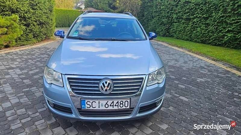 Niebieski Używany 2006 VW Passat Kombi | 4900 zł (Dobra cena) - Obraz 1/4