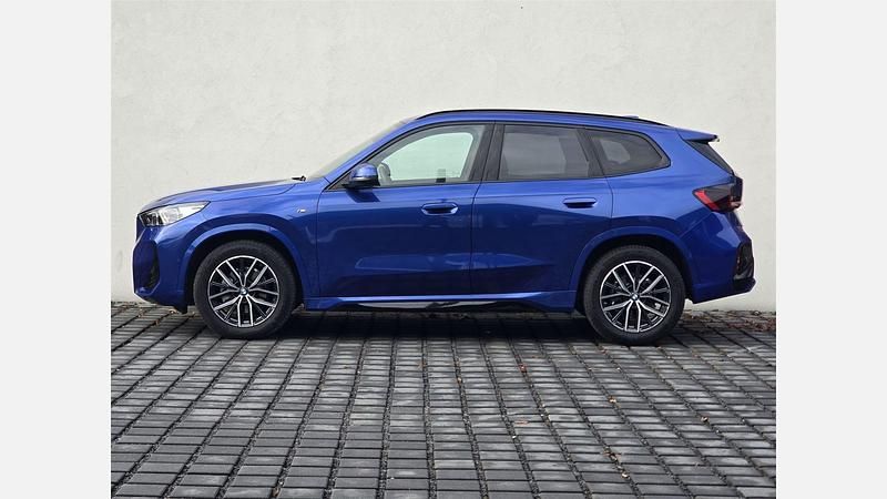 Używany BMW X1 Luxury Line 136 KM (100 kW) 2024 Niebieski portimao m metalizowany SUV