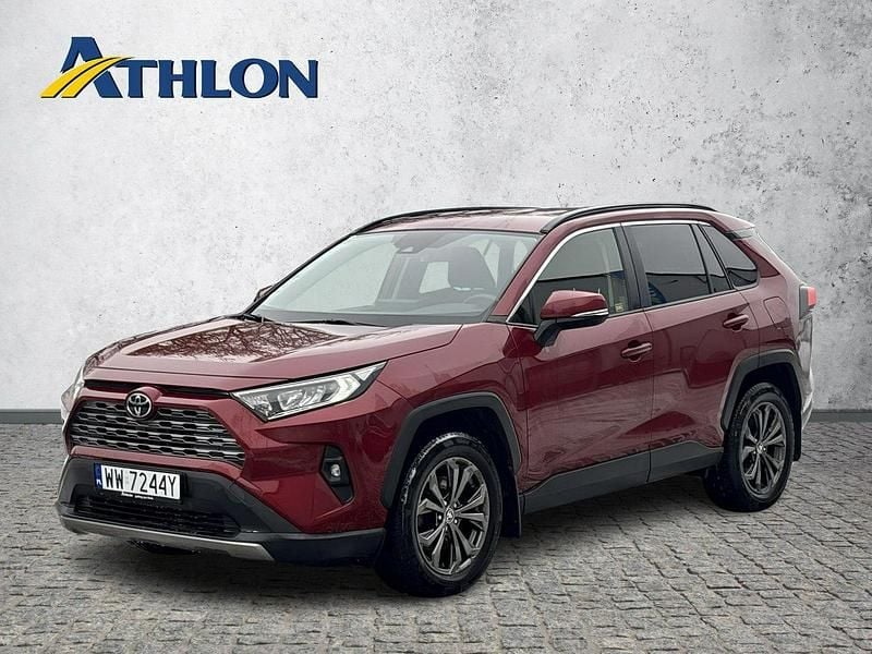 Bordowy (metalik) Używany 2022 Toyota RAV4 Sedan/Limuzyna | 124 600 zł (Drogi) - Obraz 1/4