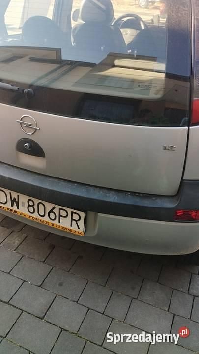 Używany Opel Corsa 2003 Srebrny Hatchback