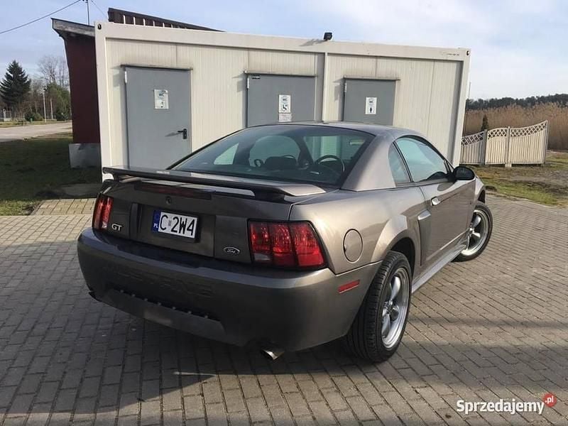 Grafitowy Używany 2003 Ford Mustang GT Coupe | 35 000 zł - Obraz 1/4