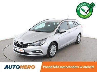 Srebrny (metalik) Używany 2017 Opel Astra Kombi | 39 000 zł (Uczciwa cena) - Obraz 1/3