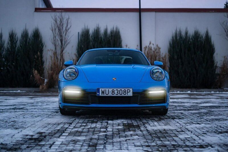 Niebieski (metalik) Używany 2023 Porsche 911 Coupe | 697 899 zł - Obraz 1/4