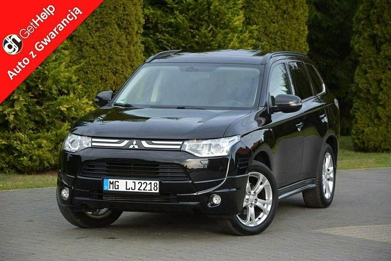 Czarny (metalik) Używany 2014 Mitsubishi Outlander SUV | 27 900 zł (Super Cena) - Obraz 1/4
